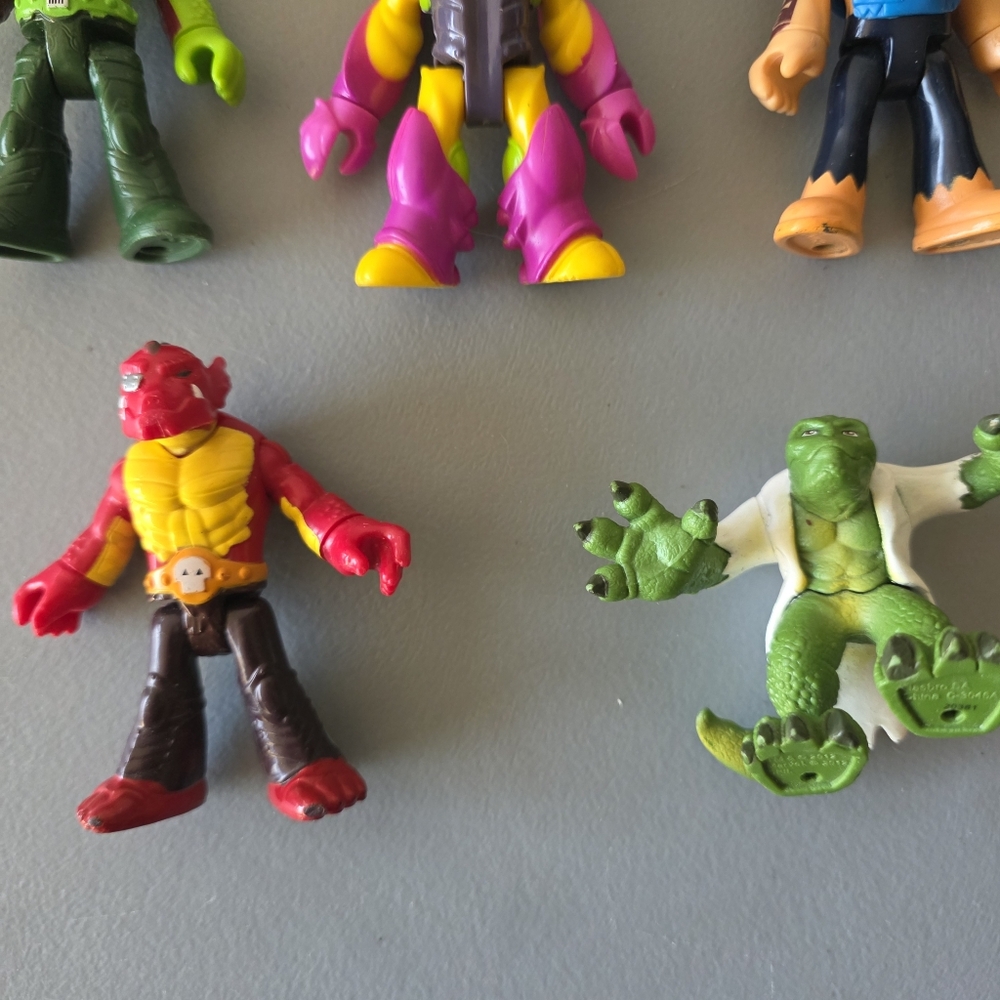 Imaginext/Hero Squad Fisher-Price/Hasbro Mixed Lot of 5 - Castle, Space, Marvel - Picture 4 of 5